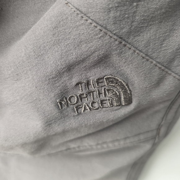 The North Face Women's Pants Size 12 - Picture 3 of 13